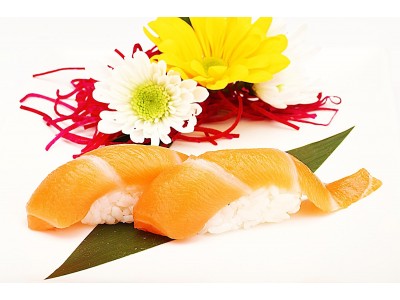 SMOKED SALMON (Nigiri or Sashimi)